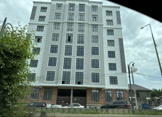 Продам 2-ком. квартиру, 68.9 м2, Хасавюрт, улица Датуева, 65