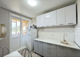 Продам 1-комнатную квартиру, 19 м2, Старый Оскол, микрорайон Студенческий, 5