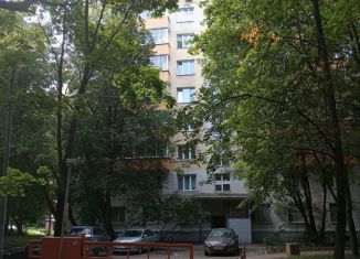 Сдаю 2-ком. квартиру, 39 м2, Москва, Ельнинская улица, метро Молодёжная