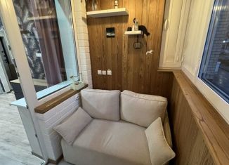 Сдаю 1-комнатную квартиру, 40 м2, Челябинск, проспект Героя России Е.Н. Родионова, 8, ЖК Ньютон