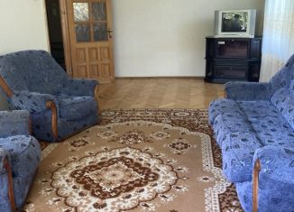 Аренда 3-ком. квартиры, 95 м2, Пятигорск, Московская улица, 34