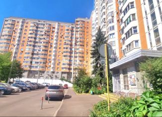 Продам однокомнатную квартиру, 37.7 м2, Москва, улица Грекова, 7, улица Грекова