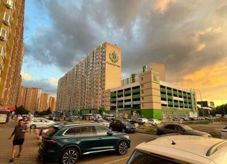 Продажа 3-ком. квартиры, 80 м2, Краснодар, Восточно-Кругликовская улица, 42/3к1, микрорайон Панорама