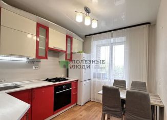 Сдается в аренду 3-ком. квартира, 65 м2, Курган, микрорайон 6А, 1