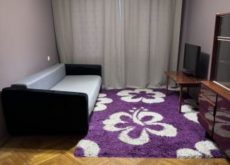 Сдам в аренду 3-ком. квартиру, 50 м2, Краснодар, улица имени Тургенева, 229, Фестивальный микрорайон