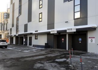 Продается машиноместо, 13 м2, Тюмень, улица Газовиков, 73к2