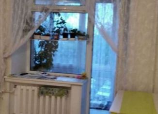 Сдам в аренду комнату, 21.3 м2, Серпухов, Советская улица, 30/24