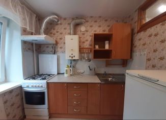 Аренда 2-комнатной квартиры, 44 м2, Псков, Рижский проспект, 60