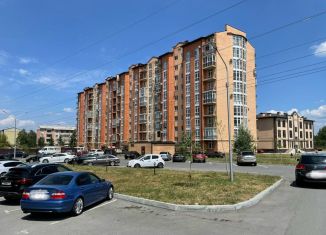 Продам двухкомнатную квартиру, 81 м2, Владикавказ, улица Зураба Магкаева, 2/2, ЖК Радужный