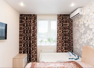 Продается 2-ком. квартира, 53.6 м2, Тюмень, улица Владимира Бахарева, 3к1, ЖК Апрель