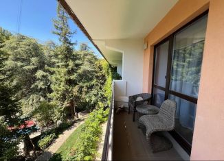 Продаю 2-комнатную квартиру, 56 м2, Алушта, Перекопская улица, 20/2