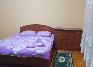 Сдам в аренду комнату, 30 м2, Хасавюрт, улица Назарова, 47