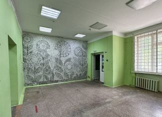 Сдача в аренду помещения свободного назначения, 112.8 м2, Соликамск, Набережная улица, 168