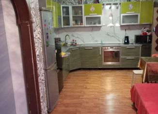 Сдается в аренду 3-ком. квартира, 96 м2, Подольск, улица Генерала Стрельбицкого, 3