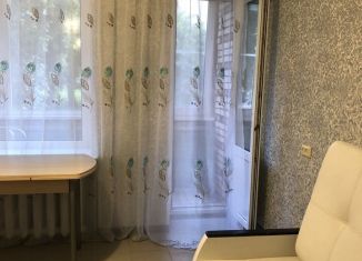 1-комнатная квартира в аренду, 38 м2, Ломоносов, Богумиловская улица, 15