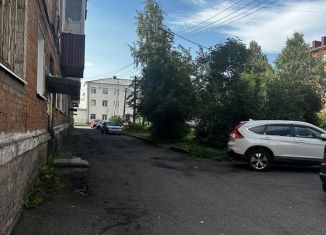 Продажа 1-комнатной квартиры, 33 м2, Междуреченск, Весенняя улица, 22