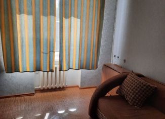 Сдаю комнату, 20 м2, Таганрог, улица Свободы, 12