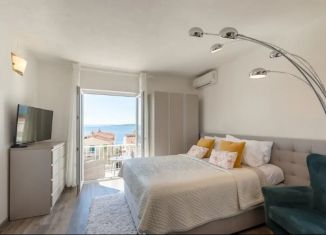 Продажа 1-ком. квартиры, 30 м2, посёлок городского типа Сириус, Цимлянская улица, 2к23