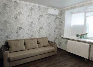 Сдаю однокомнатную квартиру, 35 м2, Липецк, улица Е.И. Замятина, 3