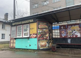 Продам торговую площадь, 8 м2, Новгородская область, улица Гоголя, 109А