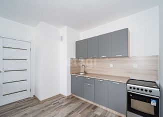 Сдам в аренду 1-комнатную квартиру, 40.7 м2, Екатеринбург, улица Академика Парина, 35, метро Чкаловская