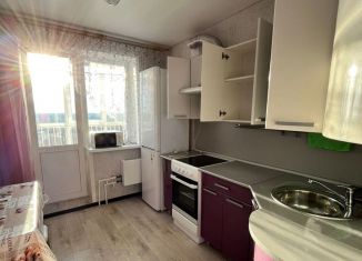 Однокомнатная квартира в аренду, 37 м2, Нефтекамск, ЖК Радужный, Городская улица, 4