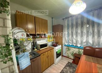 Продам 3-комнатную квартиру, 61.2 м2, Темрюк, улица Макарова, 4