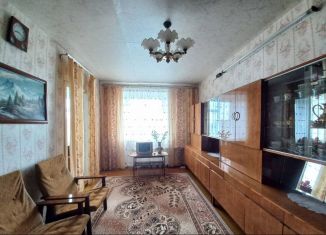 Продажа 3-ком. квартиры, 48.5 м2, Канаш, микрорайон Восточный, 15