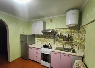 Сдаю в аренду дом, 30 м2, Симферополь, улица Гоголя