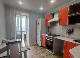 Трехкомнатная квартира на продажу, 61 м2, Республика Башкортостан, проспект Ленина, 77