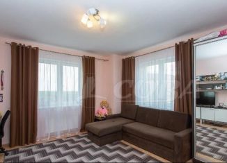 Продаю 2-комнатную квартиру, 58.8 м2, Тобольск, 15-й микрорайон, 32