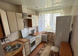 2-комнатная квартира в аренду, 42.8 м2, Тихвин, 2-й микрорайон, 12