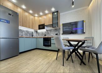 Продается трехкомнатная квартира, 60 м2, Ростов-на-Дону, улица Зорге, 9