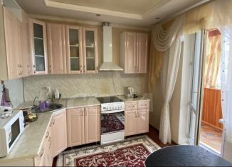 Продажа 2-комнатной квартиры, 61 м2, Тобольск, 4-й микрорайон, 37/2