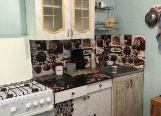 Продаю 3-ком. квартиру, 59 м2, рабочий посёлок Кадуй, улица Мира, 5