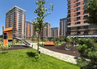 Трехкомнатная квартира на продажу, 73.1 м2, Краснодар, улица Западный Обход, 39/2к6, ЖК Самолёт