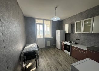 1-комнатная квартира в аренду, 40 м2, Оренбург, Салмышская улица, 76