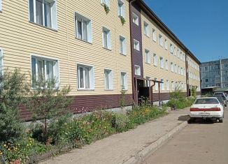 Продам квартиру студию, 32.5 м2, поселок городского типа Емельяново, улица 2-х Борцов, 37Б-1