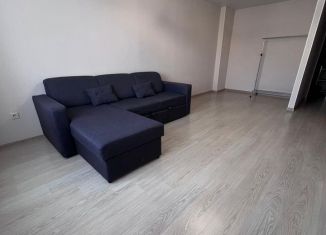 Сдаю однокомнатную квартиру, 46 м2, Уфа, улица Акназарова, 21