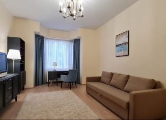 Сдам в аренду двухкомнатную квартиру, 90 м2, Санкт-Петербург, Смольный проспект, 17, Центральный район