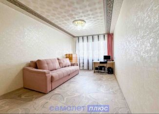 Продаю 2-комнатную квартиру, 52.8 м2, Чувашия, улица Шумилова, 15