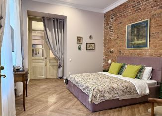 Сдача в аренду двухкомнатной квартиры, 48 м2, Санкт-Петербург, Дворцовая набережная, 28, метро Адмиралтейская