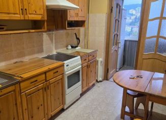 Сдается в аренду 2-ком. квартира, 60 м2, Сочи, Донская улица, 31, микрорайон Донская