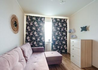 Продаю однокомнатную квартиру, 32 м2, село Чигири, Октябрьская улица, 3