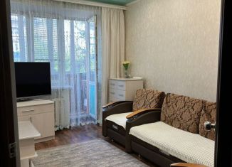 Продаю 3-комнатную квартиру, 56 м2, Республика Башкортостан, улица Нахимова, 1А