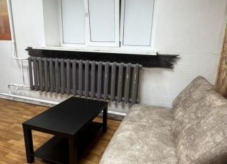 Сдается в аренду 2-комнатная квартира, 67 м2, Орёл, улица Гайдара, 48, микрорайон Мясокомбинат