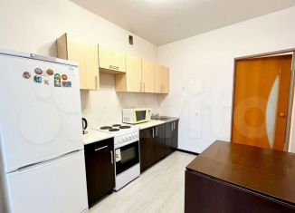 Сдаю 1-ком. квартиру, 38 м2, Республика Башкортостан, улица Энтузиастов, 13