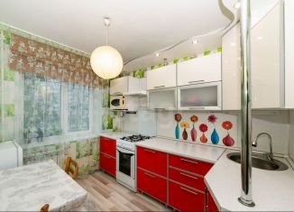 Продам 3-комнатную квартиру, 62.1 м2, Курган, 2-й микрорайон, 20