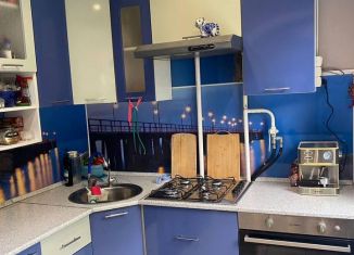 Сдаю 3-ком. квартиру, 60 м2, Нижний Новгород, Южное шоссе, 42А, 6-й микрорайон Автозавода