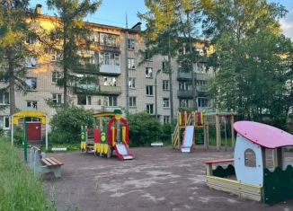 Сдам в аренду 2-ком. квартиру, 51.9 м2, Пушкин, Красносельское шоссе, 15